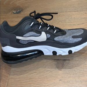 Nike Air Max 270 React sneakers